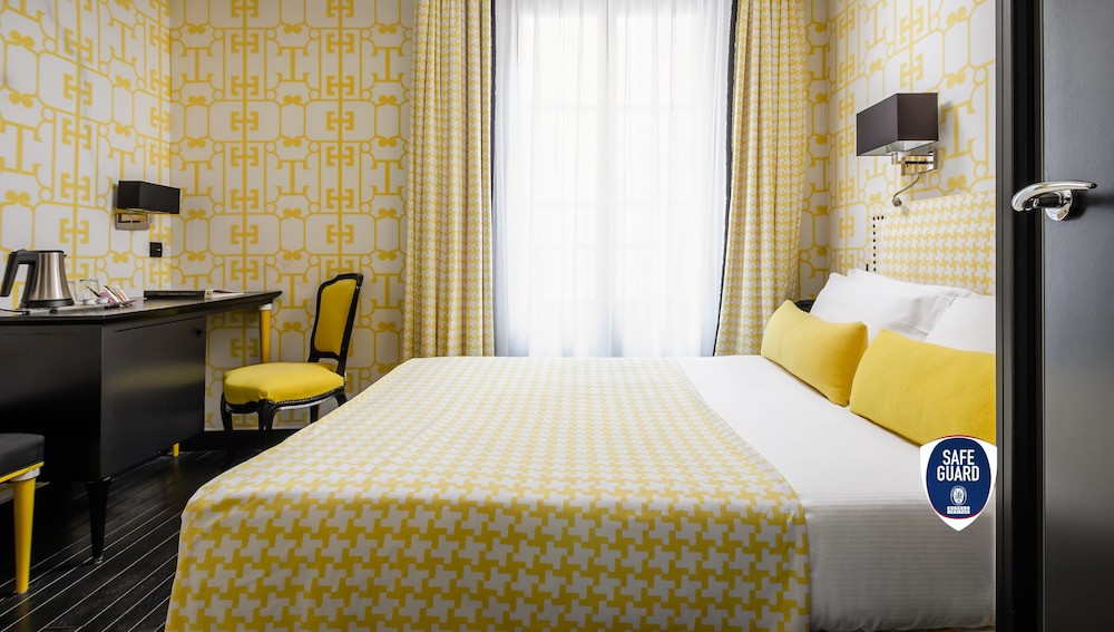 Hotel Monceau Elysees