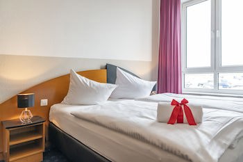 Hotel Belmondo Leipzig Airport galeri fotoğrafı