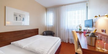 PLAZA INN Rieker Stuttgart Hauptbahnhof galeri fotoğrafı