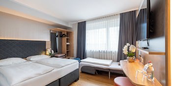 PLAZA INN Rieker Stuttgart Hauptbahnhof galeri fotoğrafı