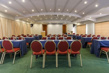 Best Western Plus Hotel Plaza