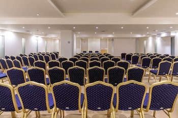 Best Western Plus Hotel Plaza