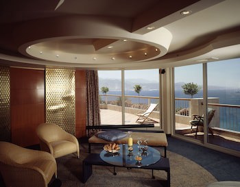 Dan Eilat