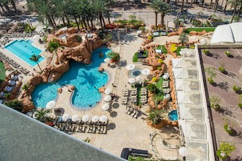 Dan Eilat
