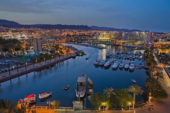 Dan Eilat