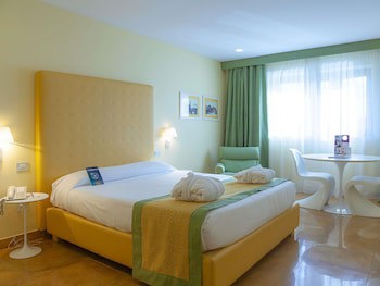 Mercure Villa Romenazzi Carducci Bari fotoğrafı