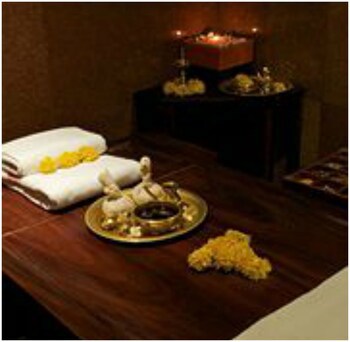Vivanta Ernakulam, Marine Drive