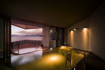 Grand Prince Hotel Hiroshima