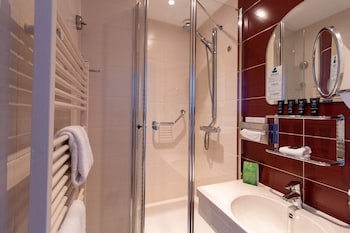 Grand Hotel De Draak And Residence Dagmara