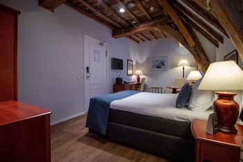Grand Hotel De Draak And Residence Dagmara