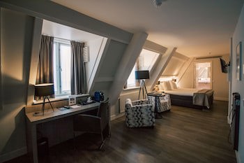 Grand Hotel De Draak And Residence Dagmara