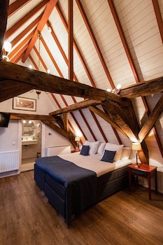 Grand Hotel De Draak And Residence Dagmara