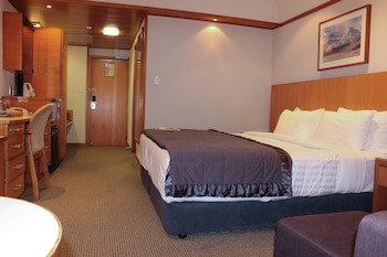 Commodore Airport Hotel