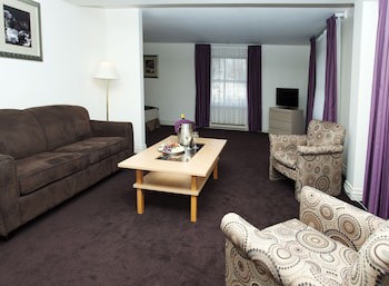 Airport Hotel Mara