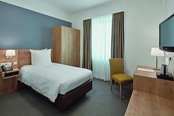 City Hotel