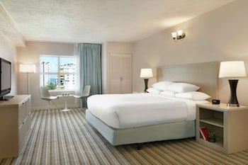 Embassy Suites By Hilton San Juan Hotel & Casino