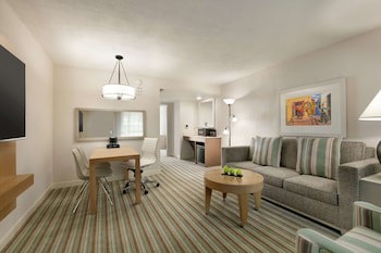 Embassy Suites By Hilton San Juan Hotel & Casino