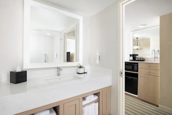 Embassy Suites By Hilton San Juan Hotel & Casino