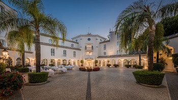 Las Dunas Grand Luxury Hotel
