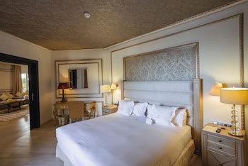 Las Dunas Grand Luxury Hotel