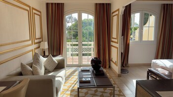 Las Dunas Grand Luxury Hotel