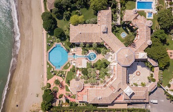Las Dunas Grand Luxury Hotel
