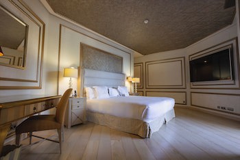 Las Dunas Grand Luxury Hotel