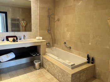 Las Dunas Grand Luxury Hotel