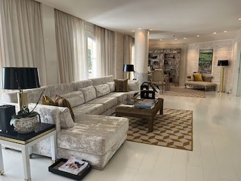 Las Dunas Grand Luxury Hotel