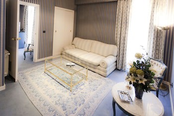 Agumar Hotel
