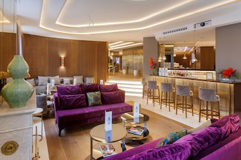Barcelo Emperatriz