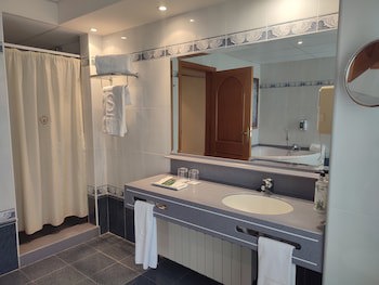 Hotel Sercotel Cuatro Postes