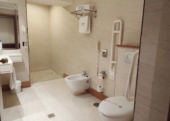 Hotel Sercotel Cuatro Postes