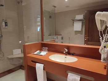 Hotel Sercotel Cuatro Postes
