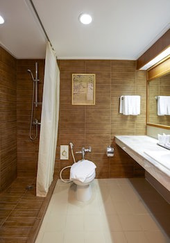 Centara Life Hotel Mae Sot