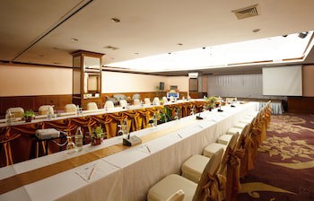 Centara Life Hotel Mae Sot