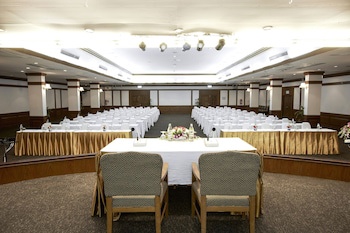Centara Life Hotel Mae Sot