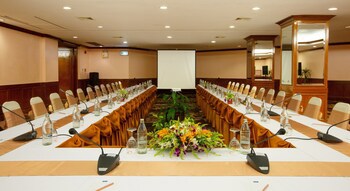 Centara Life Hotel Mae Sot