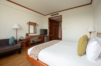 Centara Life Hotel Mae Sot