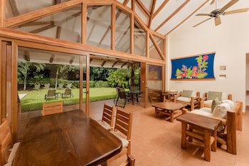 Punta Islita, Autograph Collection