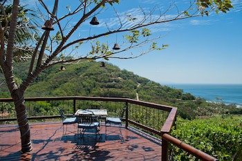 Punta Islita, Autograph Collection