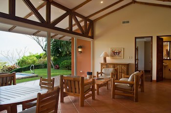 Punta Islita, Autograph Collection