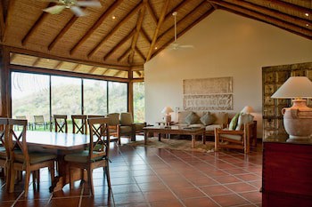 Punta Islita, Autograph Collection