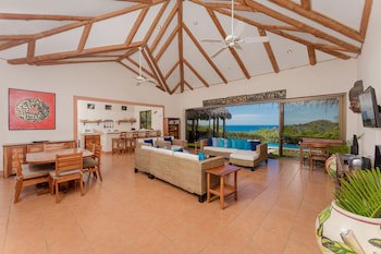 Punta Islita, Autograph Collection