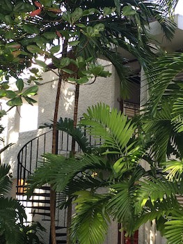 Goblin Hill Villas At San San