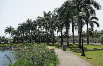 Goblin Hill Villas At San San