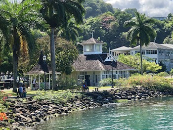 Goblin Hill Villas At San San
