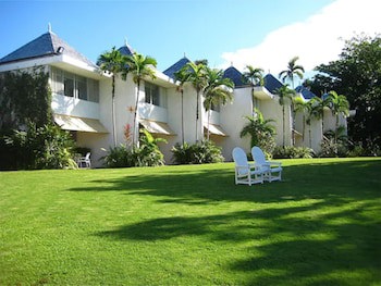 Goblin Hill Villas At San San
