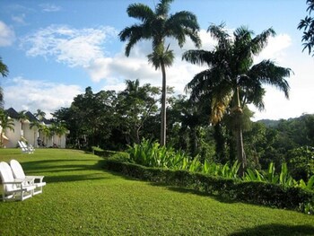 Goblin Hill Villas At San San