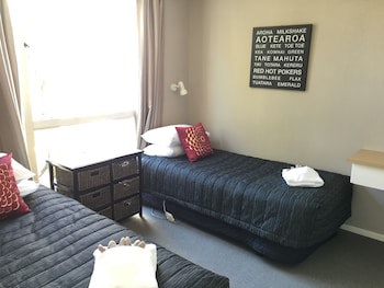 Diplomat Motel